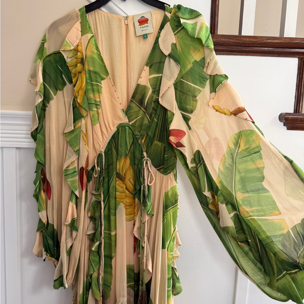 FARM Rio Cream Maxi Dress with Green Leaf Print and Ruffles - Picture 2 of 3